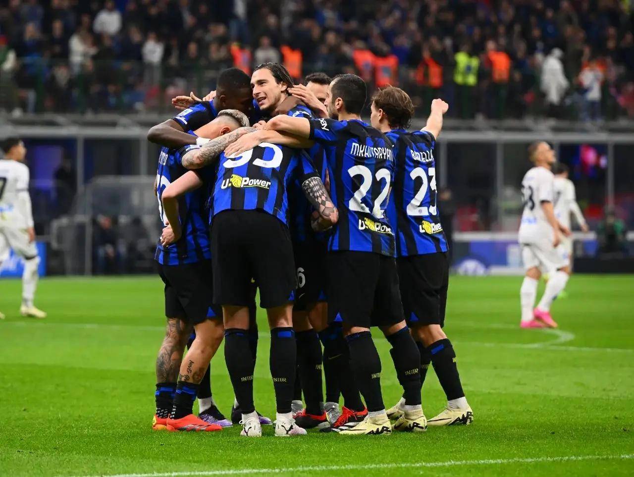 关于意甲精彩纷呈,球迷反应火热的信息 关于意甲精彩纷呈,球迷反应火热的信息