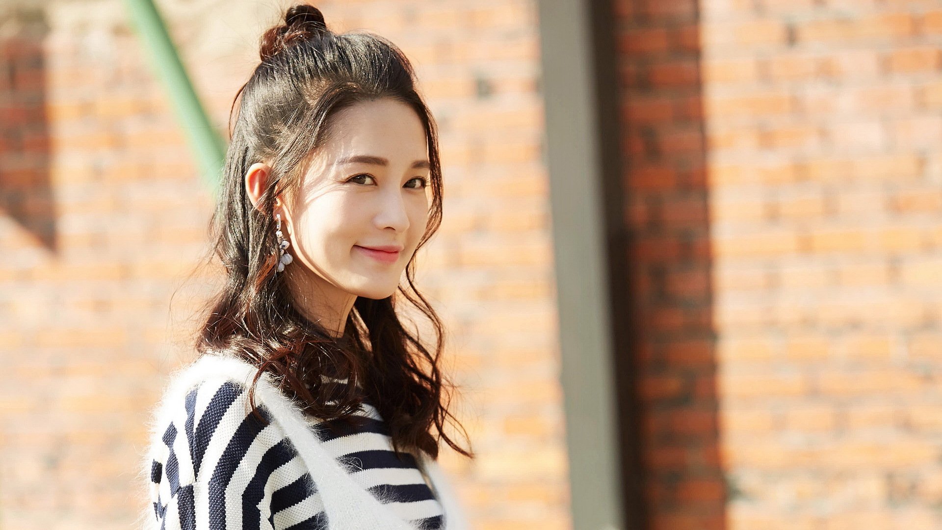 爱游戏官方-【罚分规则深度解读】不同犯规的处罚标准及应对策略，犯规罚球规则