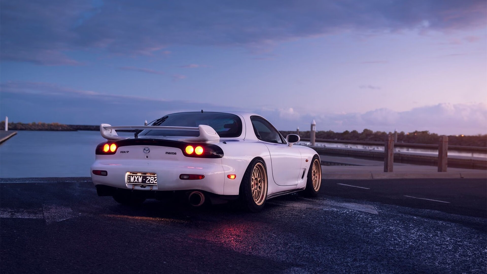 三人协作拉动全队推进节奏,三人配合