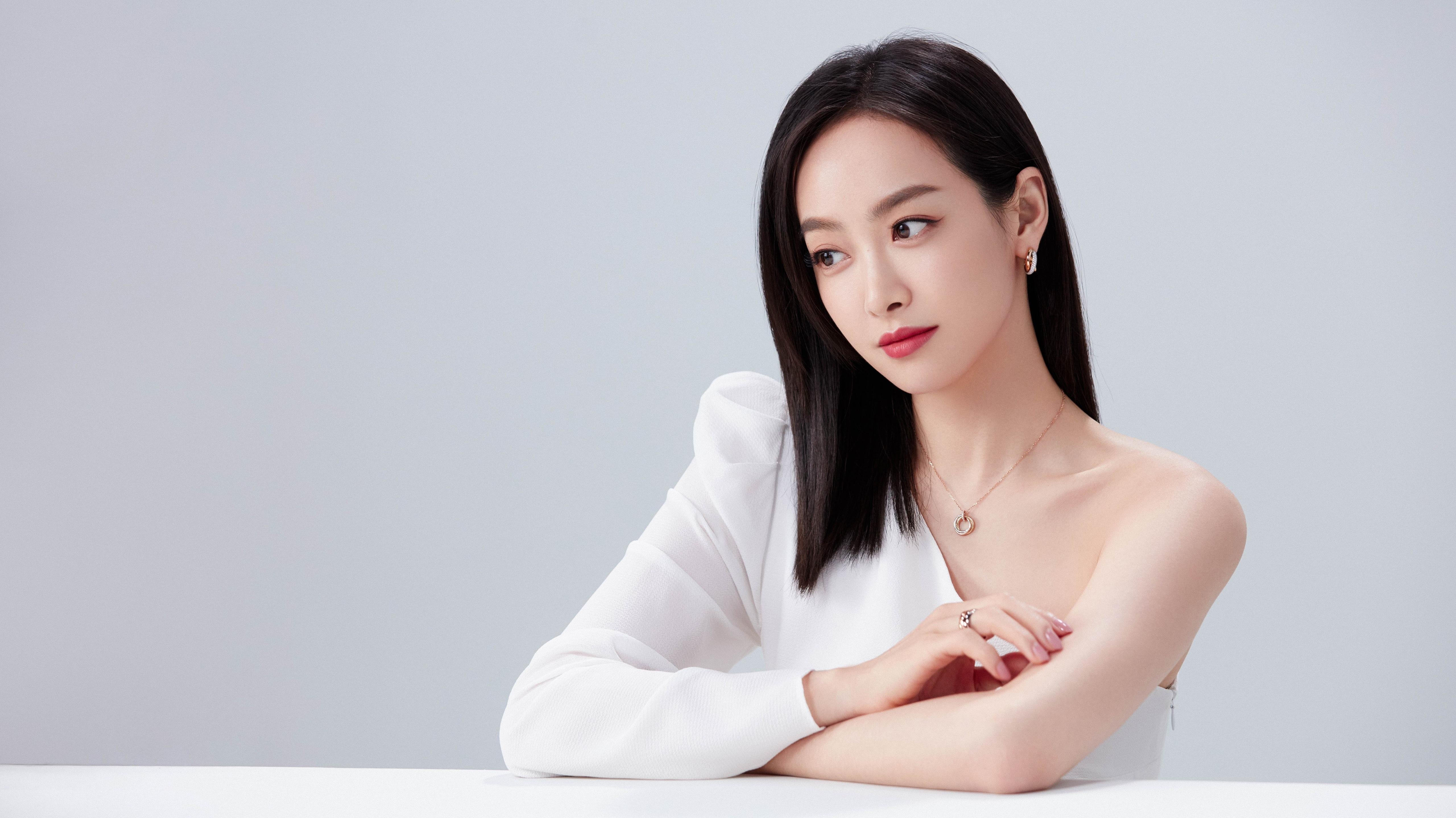 巴萨球员受伤下场,全队气氛紧张,巴萨伤员名单