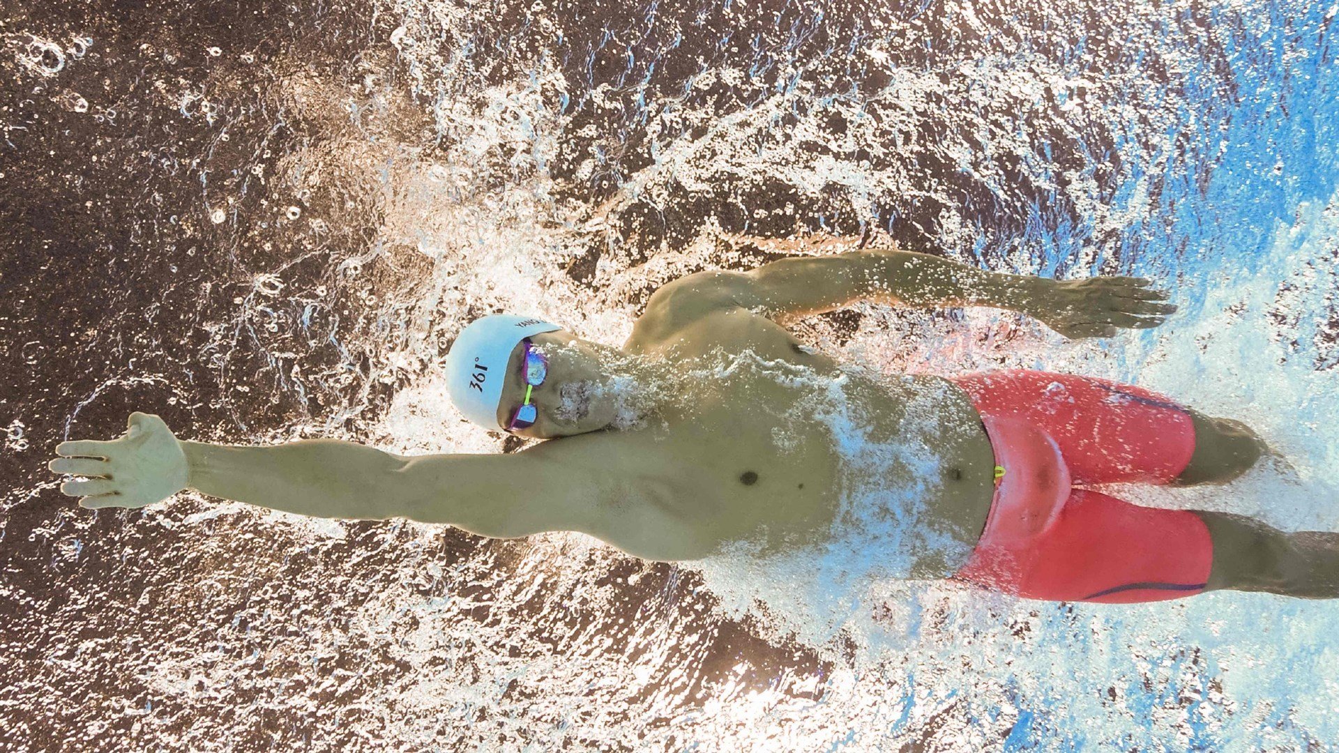 爱游戏官方-仰泳双线作战 德国稳步前行，双旭教仰泳第四课