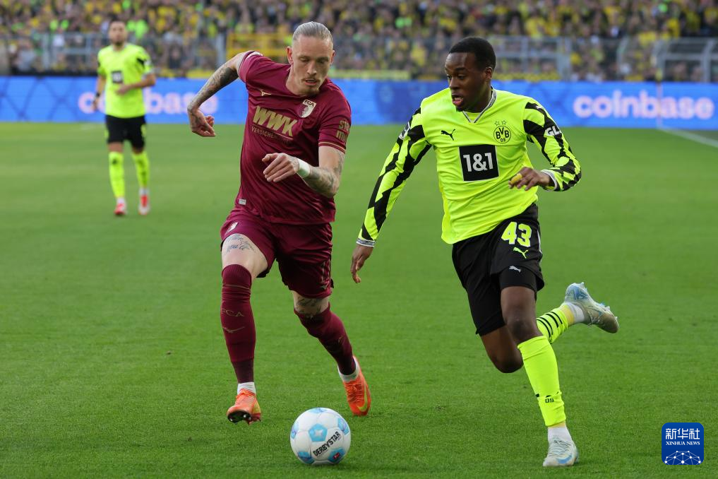 包含爱游戏体育:德甲的文化内涵：足球与社会的关系的词条