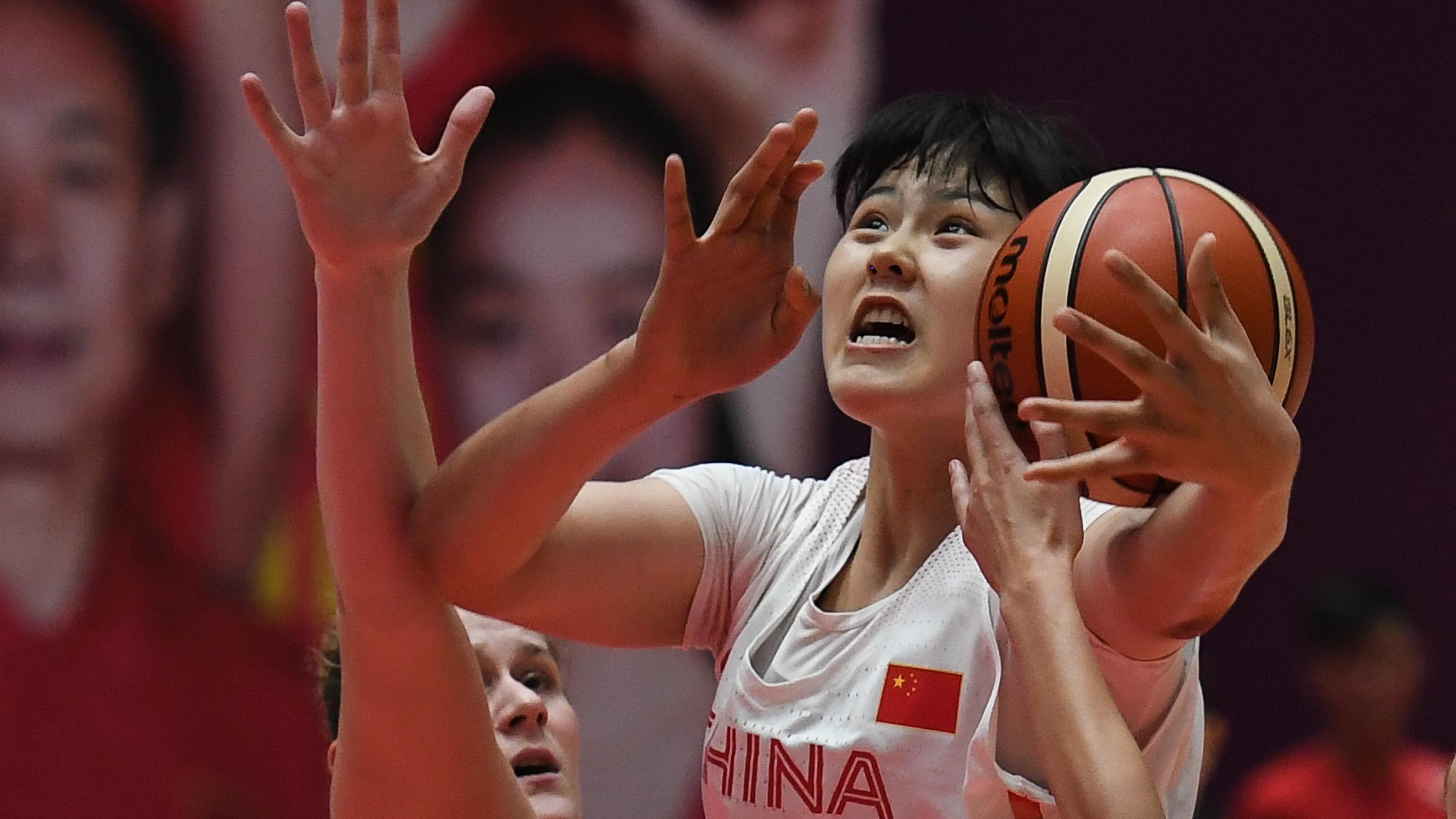 爱游戏体育:中国女篮精神传承:从老女篮到新一代的简单介绍 爱游戏体育:中国女篮精神传承:从老女篮到新一代的简单介绍