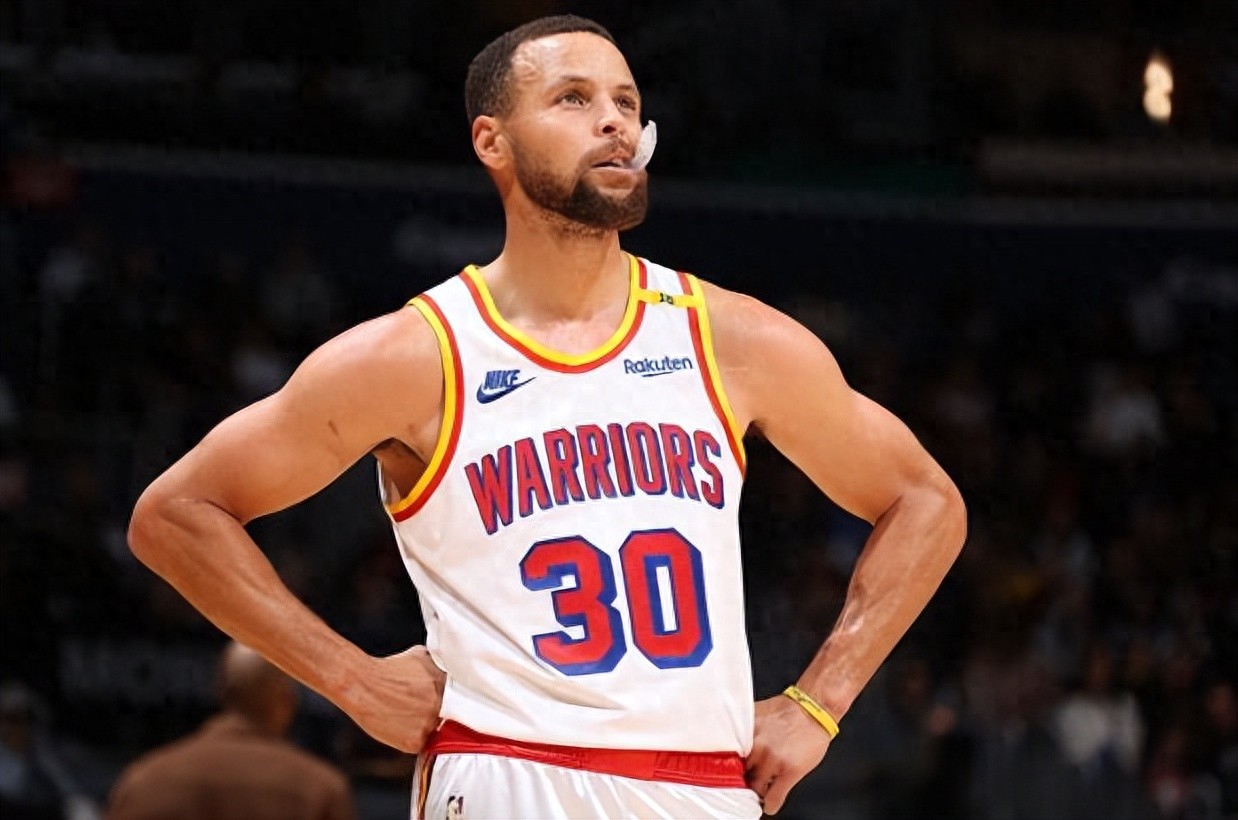 爱游戏体育：勇士队战术调整：科尔计划增加快速反击战术