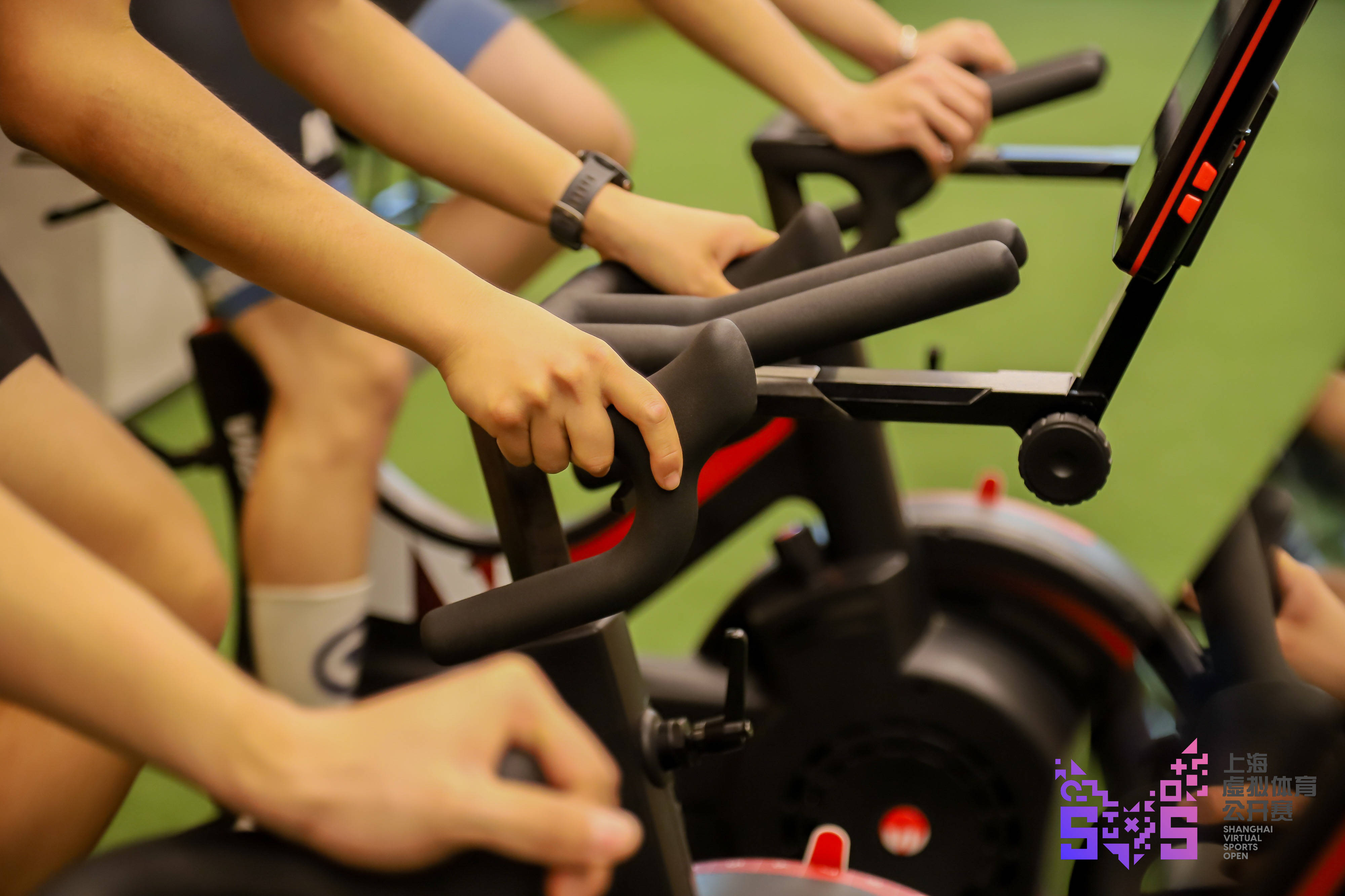 关于爱游戏体育:全球在线电竞赛事：打破地域限制的欢乐对抗的信息