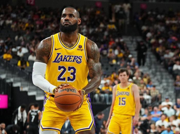 爱游戏体育:湖人队新赛季:普林斯表示将提升组织能力的简单介绍 爱游戏体育:湖人队新赛季:普林斯表示将提升组织能力的简单介绍