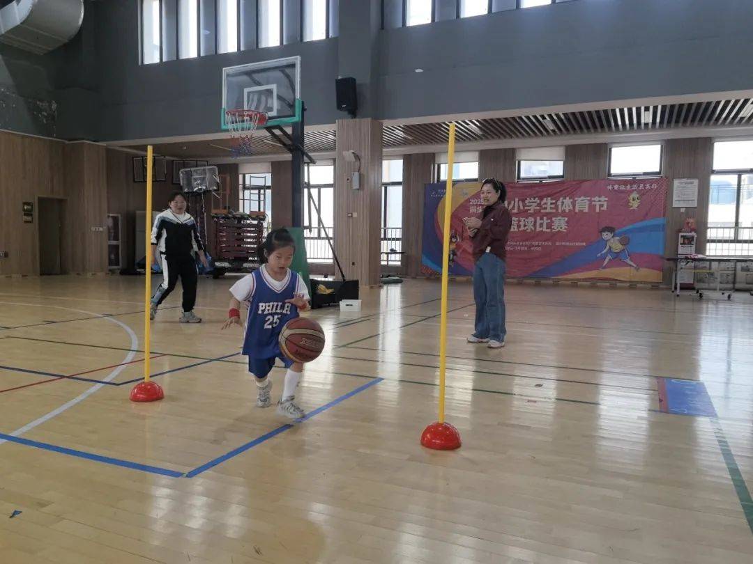 爱游戏体育:篮球训练营的比赛录像分析技术应用案例:帮助球员发现问题,提升水平的简单介绍 爱游戏体育:篮球训练营的比赛录像分析技术应用案例:帮助球员发现问题,提升水平的简单介绍